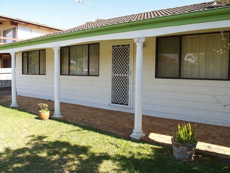 16 Verge Road, Callala Beach NSW 2540