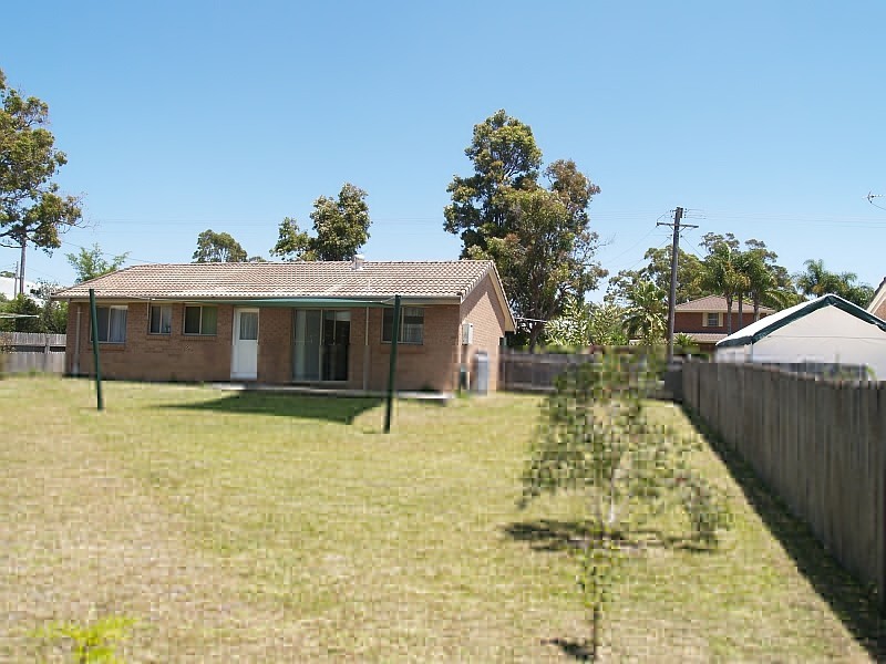 24 Lackersteen Street, Callala Bay NSW 2540
