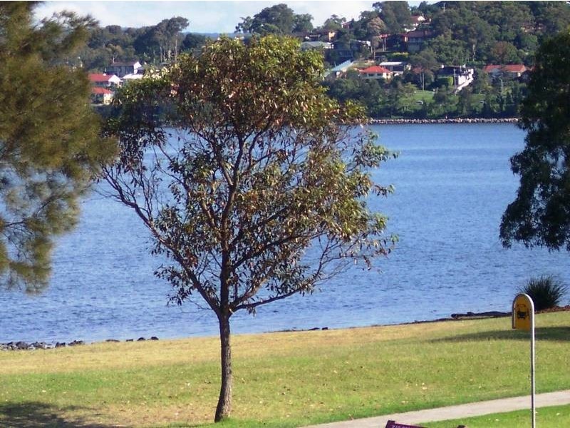 Warners Bay NSW 2282