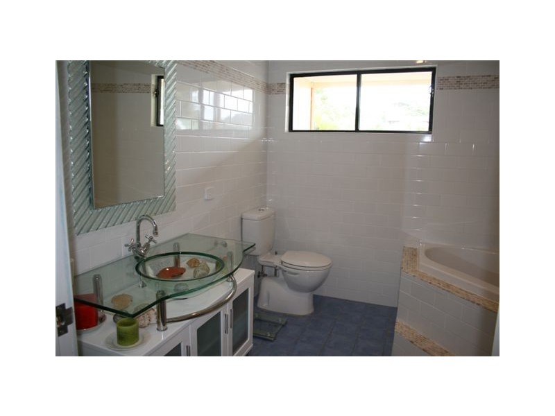 Caves Beach NSW 2281