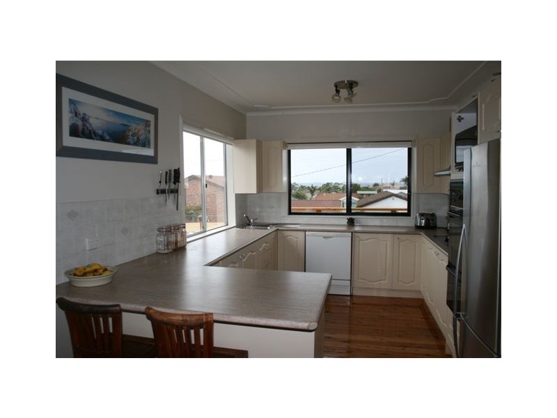 Caves Beach NSW 2281