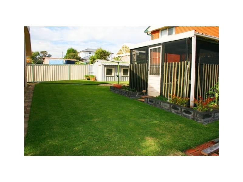 Caves Beach NSW 2281