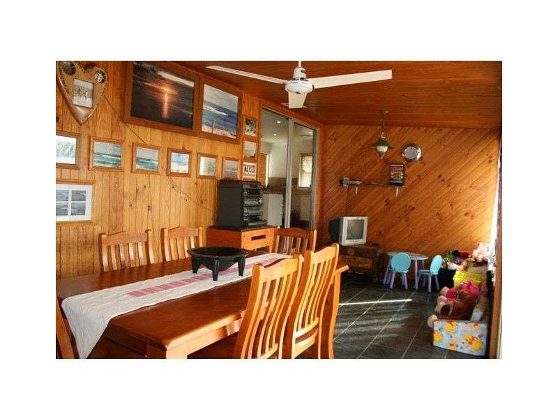 Caves Beach NSW 2281