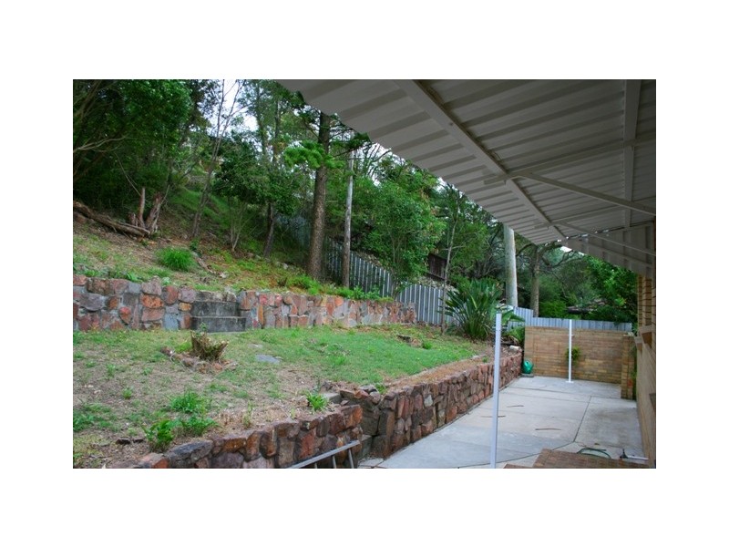 12 Scenic Drive, Caves Beach NSW 2281