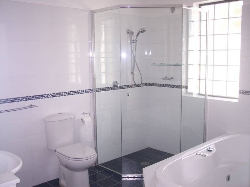 1/40 Oceanside Drive, Caves Beach NSW 2281