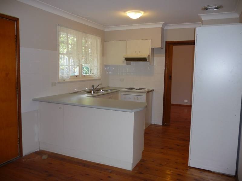 12 Scenic Drive, Caves Beach NSW 2281