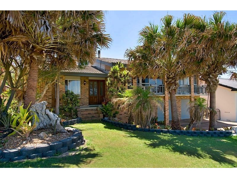 Caves Beach NSW 2281