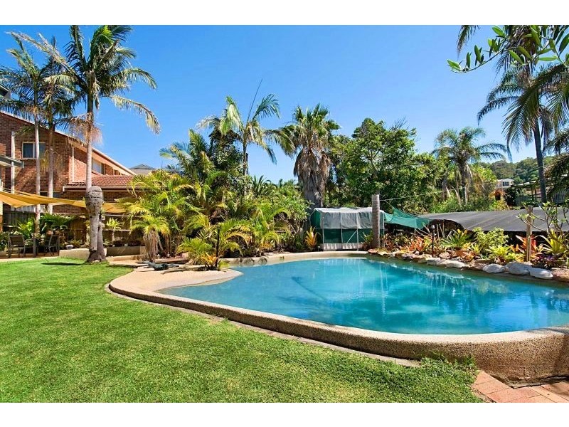 Caves Beach NSW 2281