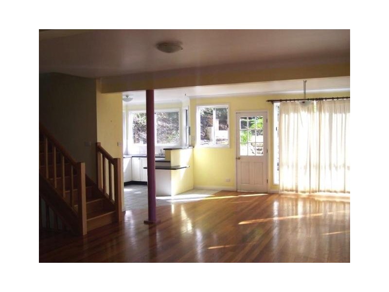 22 Palm Tree Crescent, Caves Beach NSW 2281