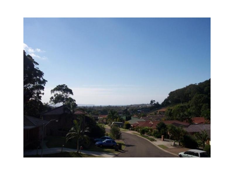 22 Palm Tree Crescent, Caves Beach NSW 2281