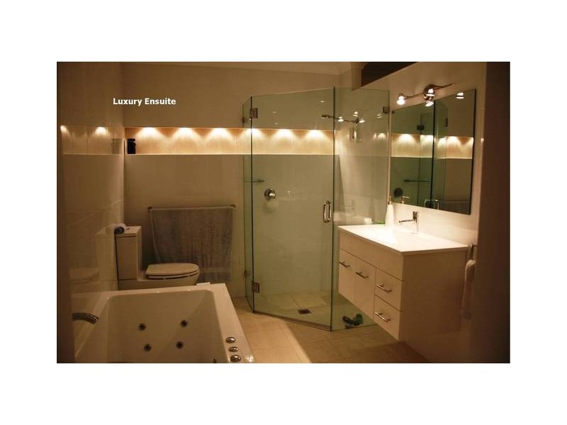 28 Copper Valley Close, Caves Beach NSW 2281