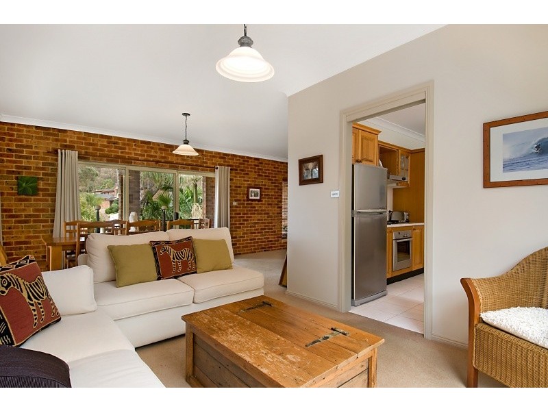 Caves Beach NSW 2281