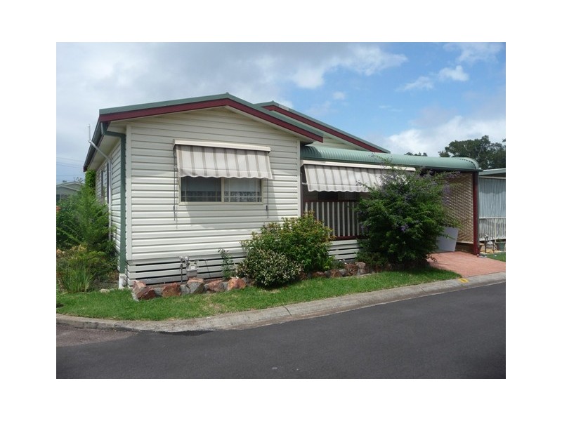 Blacksmiths NSW 2281