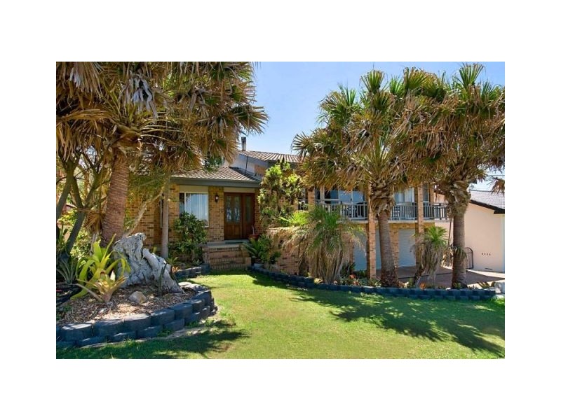 Caves Beach NSW 2281