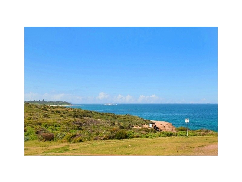 Caves Beach NSW 2281