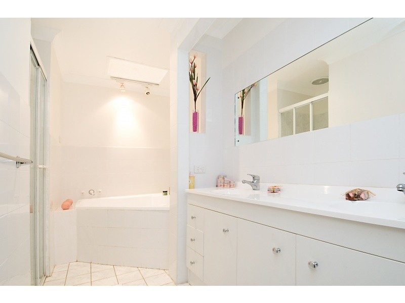 Caves Beach NSW 2281