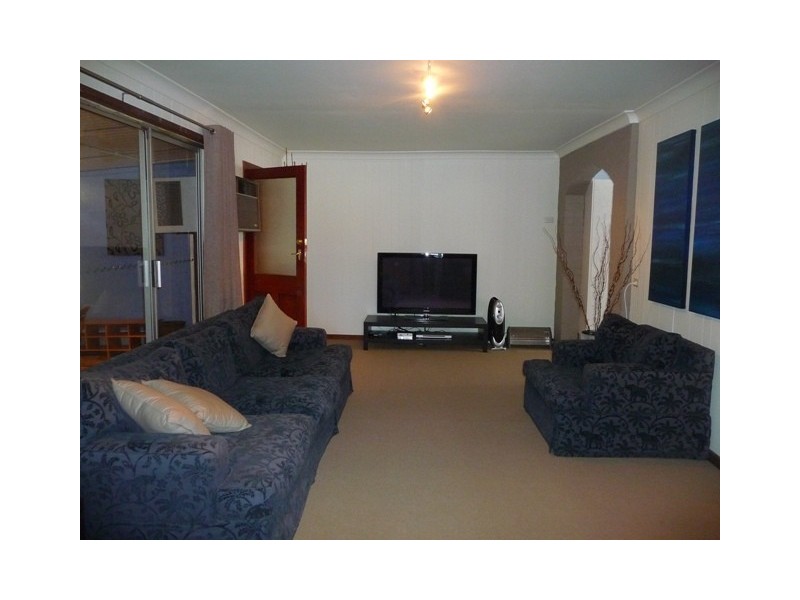 56 Lakeview Parade, Pelican NSW 2281