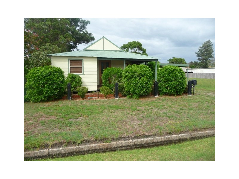 84 Lake Road, Swansea NSW 2281