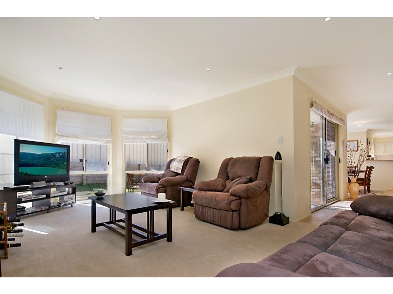 97 Silky Oak Drive, Caves Beach NSW 2281