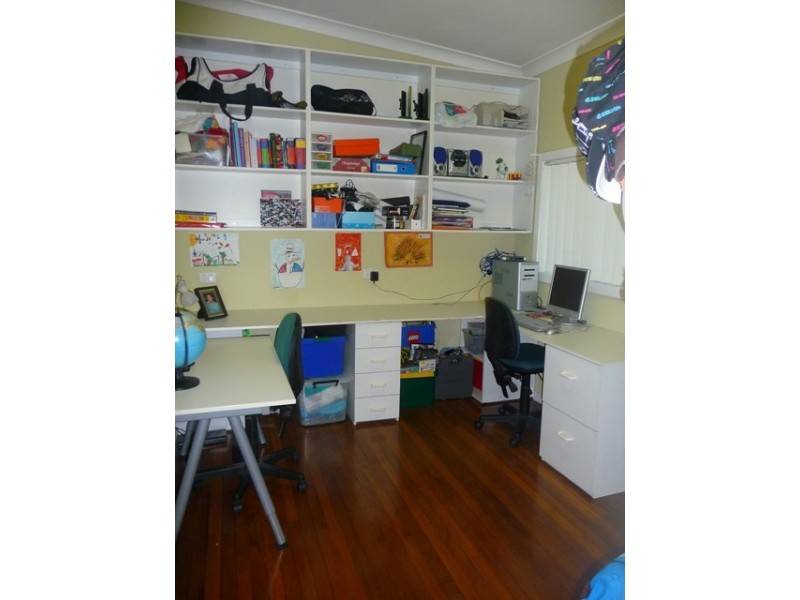 81 Joslin Street, Kotara NSW 2289