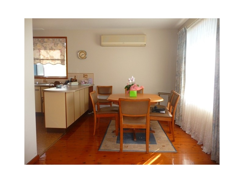73 Macquarie Grove, Caves Beach NSW 2281