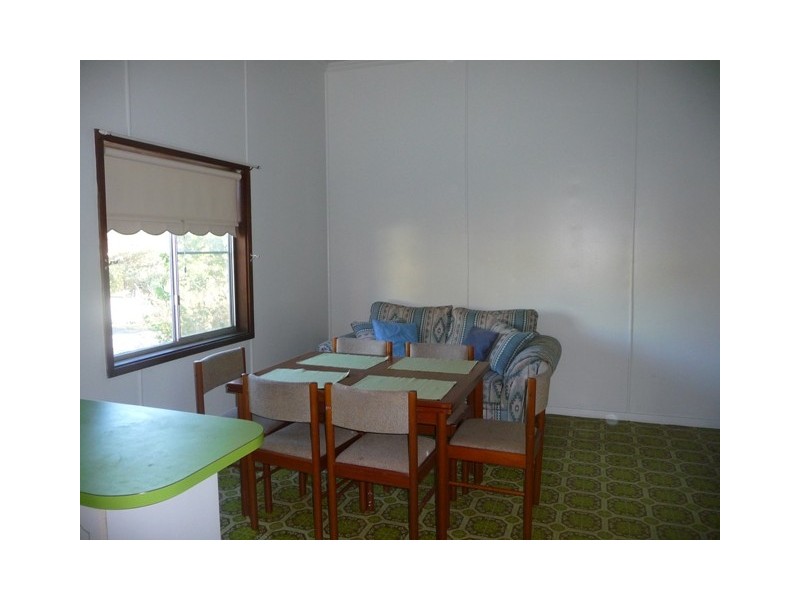 8 Fifth Street, Cardiff NSW 2285