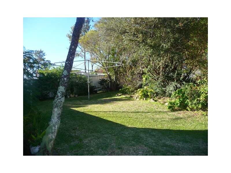 8 Fifth Street, Cardiff NSW 2285