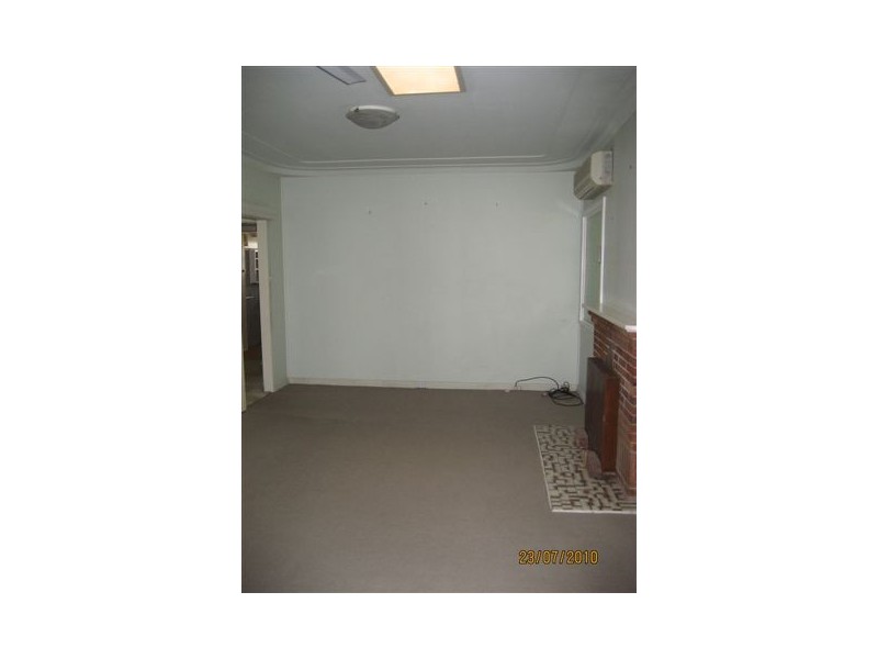 264 Lake Road, Glendale NSW 2285