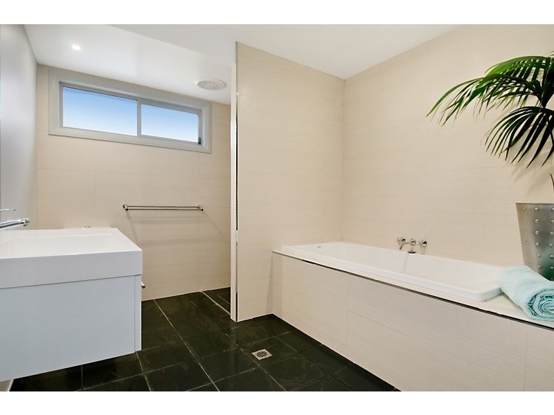 Caves Beach NSW 2281