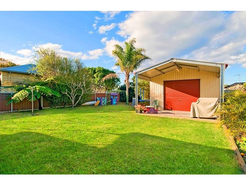 Pelican NSW 2281