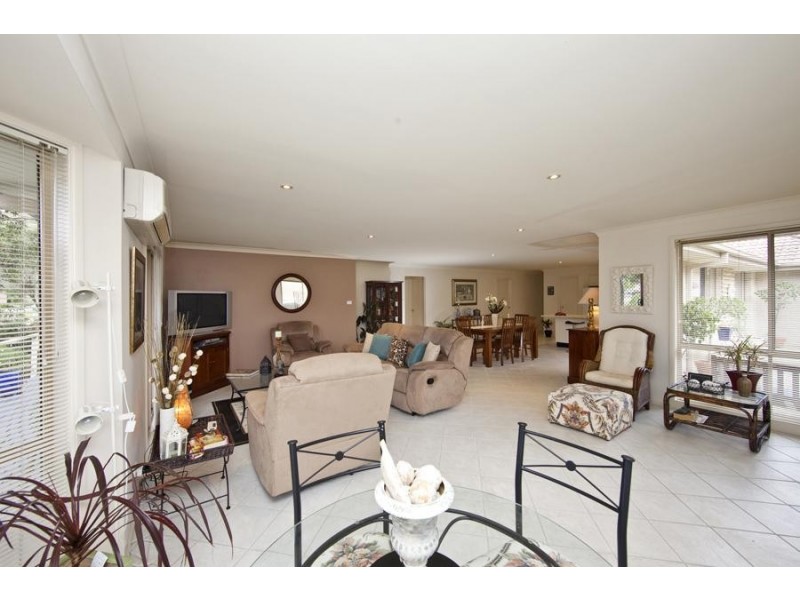 Caves Beach NSW 2281