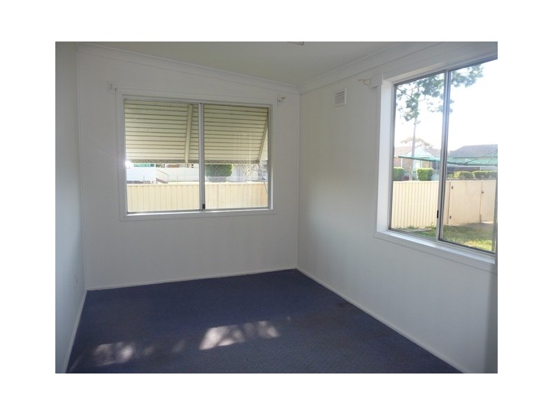 15 Lake Road, Swansea NSW 2281
