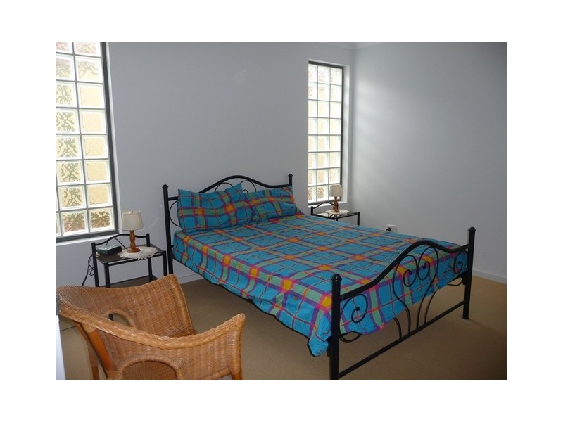 1/40 Oceanside Dr, Caves Beach NSW 2281