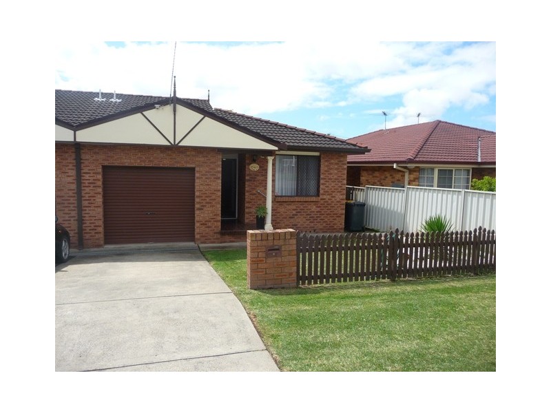 11 The Crescent, Wallsend NSW 2287