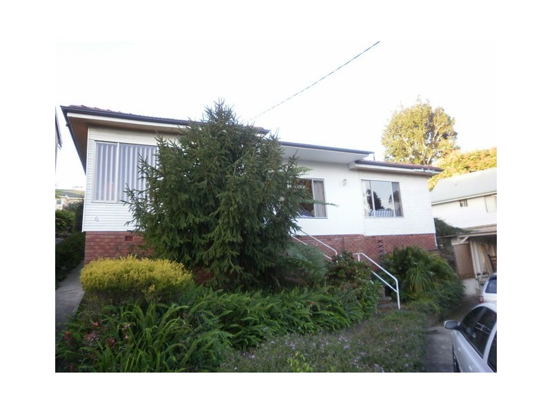 6 Tingara Street, Charlestown NSW 2290