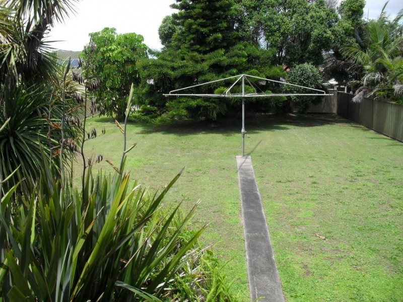 98 Northcote Avenue, Swansea Heads NSW 2281