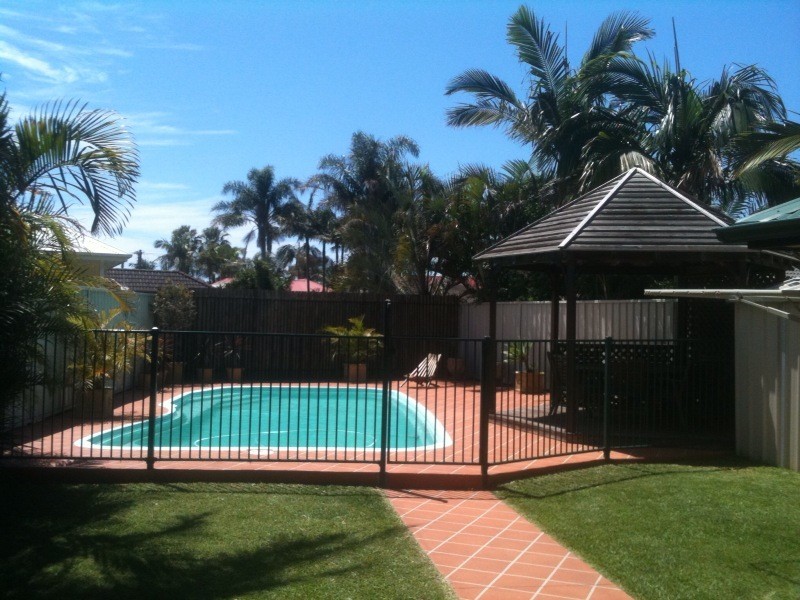 Blacksmiths NSW 2281