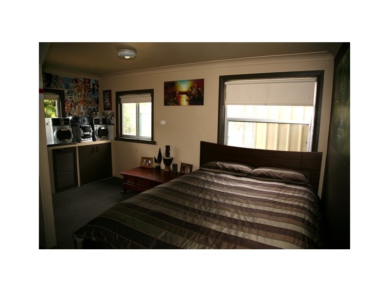 Blacksmiths NSW 2281