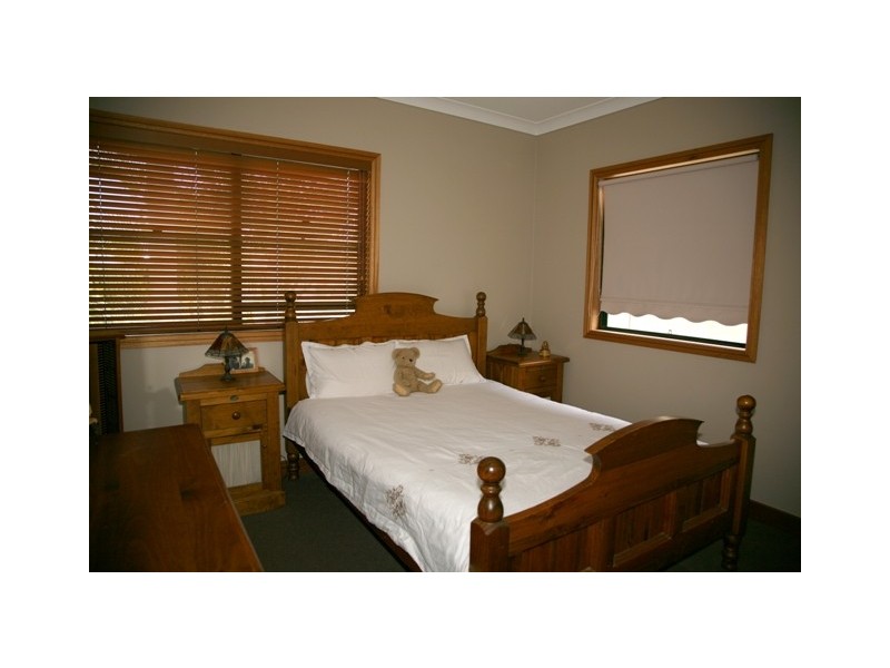 Blacksmiths NSW 2281