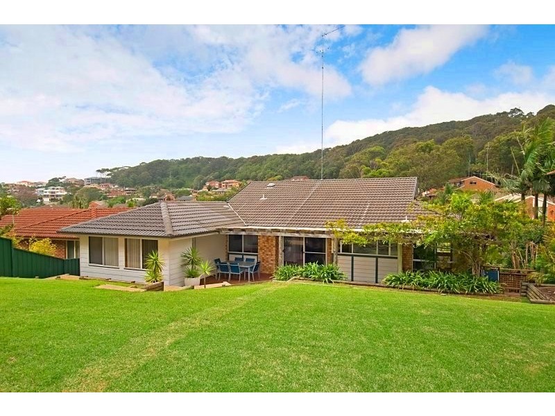 28 Copper Valley, Caves Beach NSW 2281