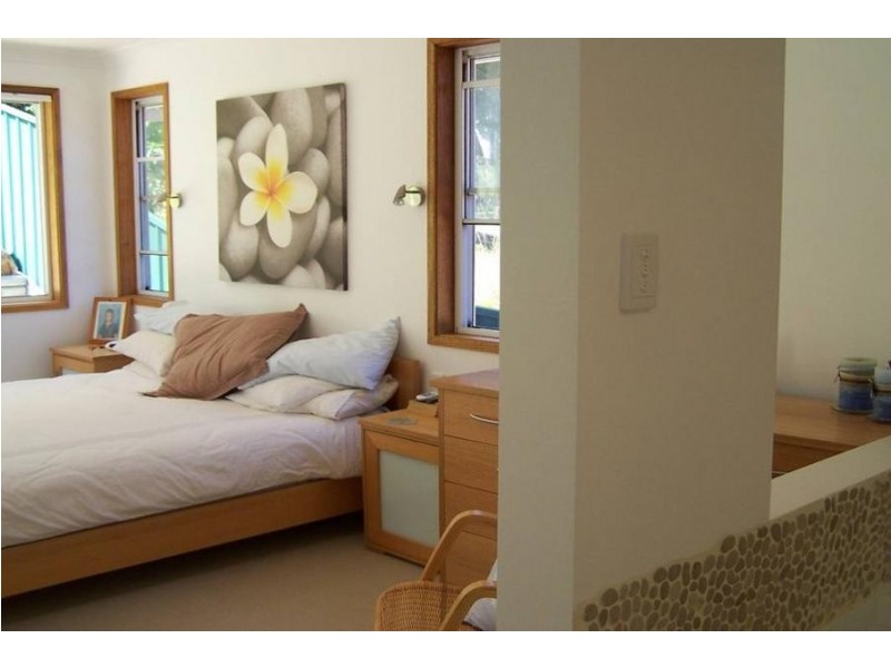 28 Copper Valley, Caves Beach NSW 2281