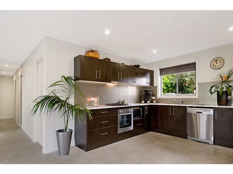 101A Macquarie Grove, Caves Beach NSW 2281