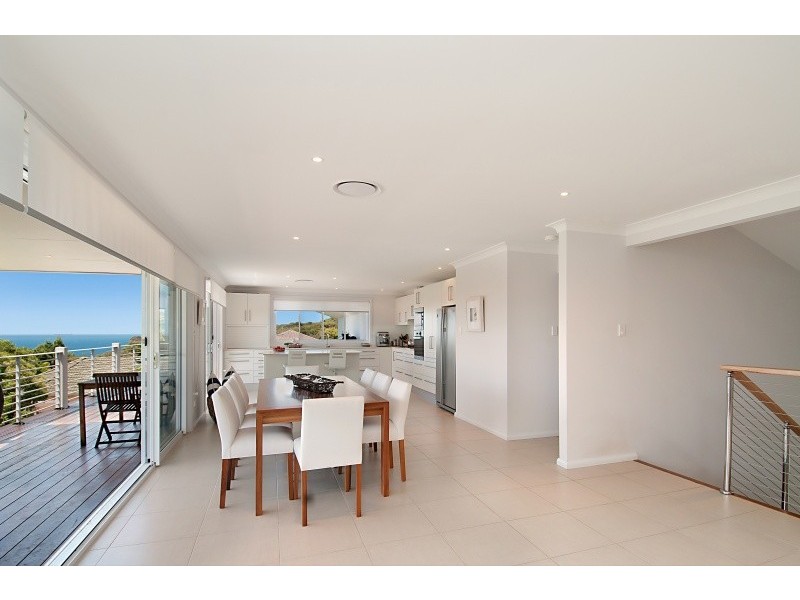 Caves Beach NSW 2281