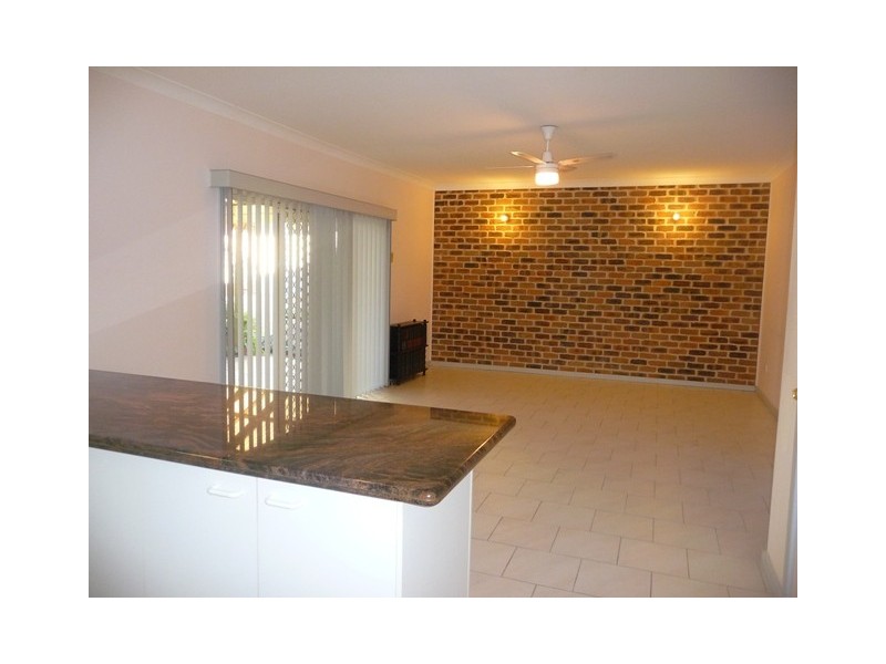 17 Silky Oak Drive, Caves Beach NSW 2281