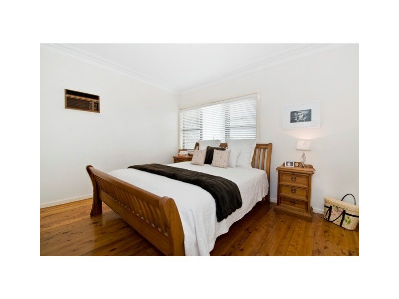 Blacksmiths NSW 2281