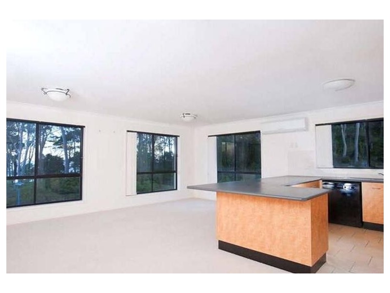 22 The Shores Way, Belmont NSW 2280