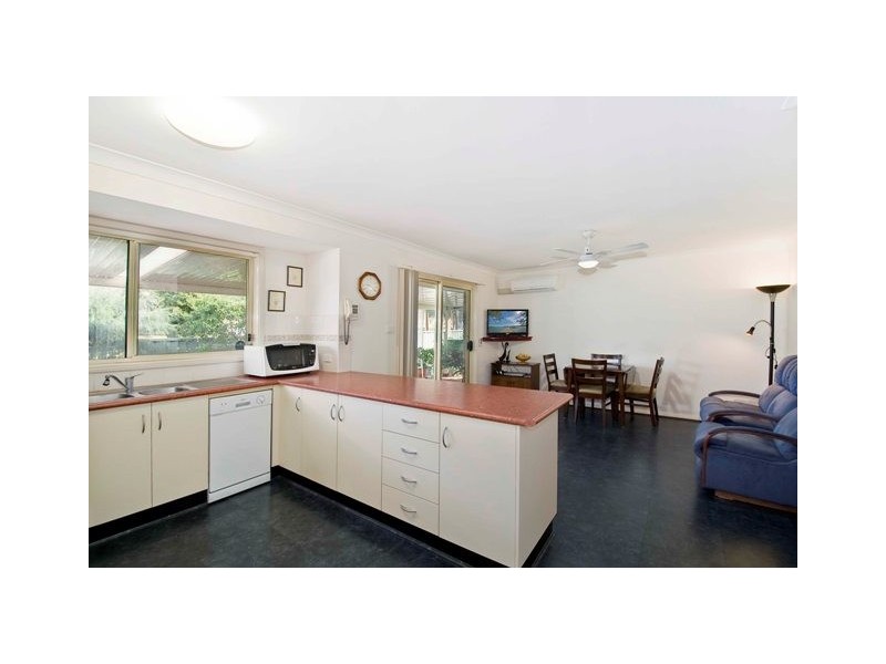 29 Cams Blvd, Summerland Point NSW 2259