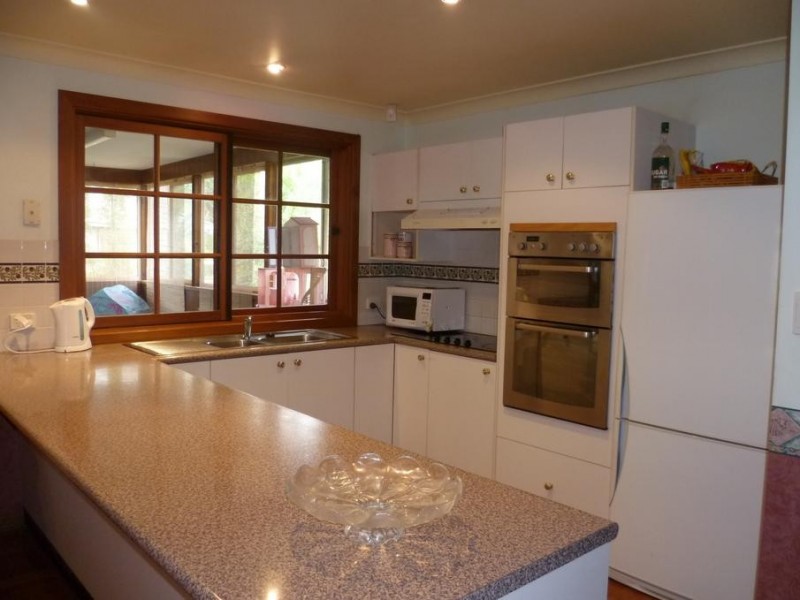 60 Spinnaker Ridge Way, Belmont NSW 2280