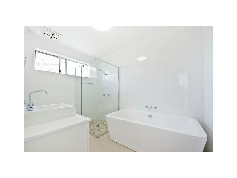 Blacksmiths NSW 2281