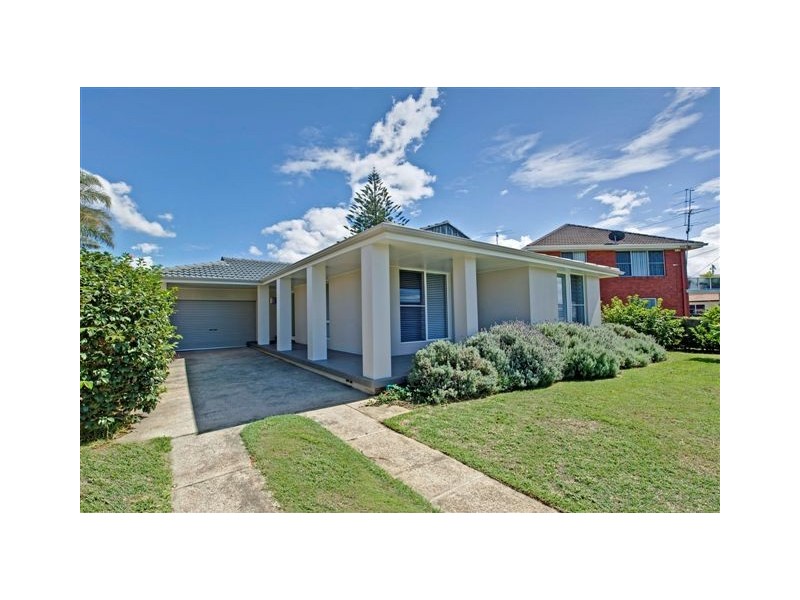 Blacksmiths NSW 2281